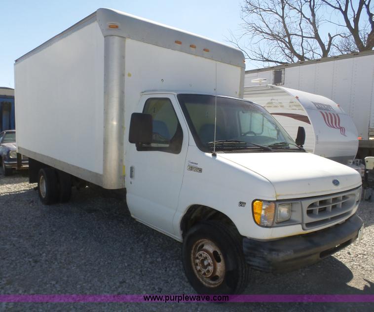 image for item J8971 1998 Ford Econoline E350 box truck