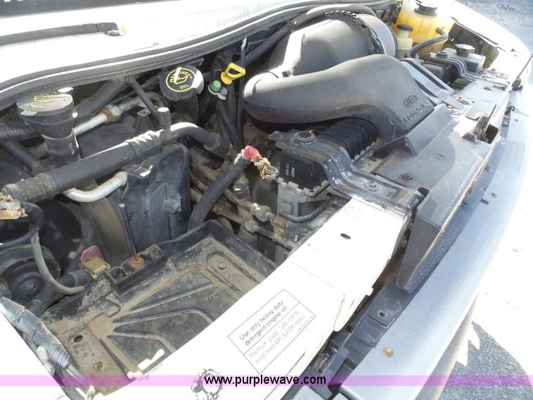 image for item J8971 1998 Ford Econoline E350 box truck