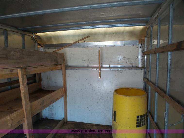 image for item J8971 1998 Ford Econoline E350 box truck