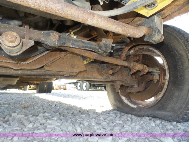 image for item J8971 1998 Ford Econoline E350 box truck