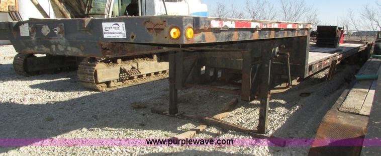 image for item J8973 1998 Kaylen/Siebeet KDP-80 equipment trailer