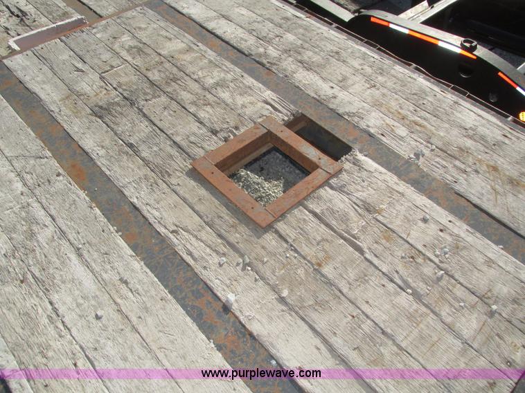 image for item J8973 1998 Kaylen/Siebeet KDP-80 equipment trailer