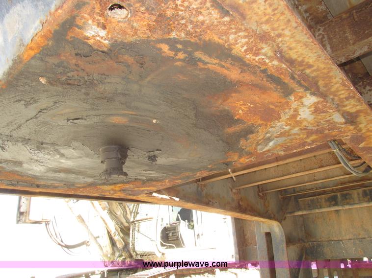 image for item J8973 1998 Kaylen/Siebeet KDP-80 equipment trailer