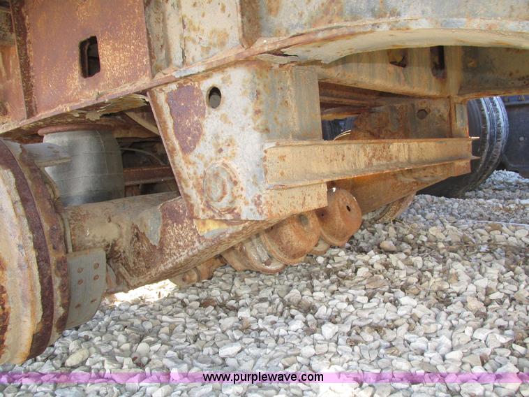 image for item J8973 1998 Kaylen/Siebeet KDP-80 equipment trailer