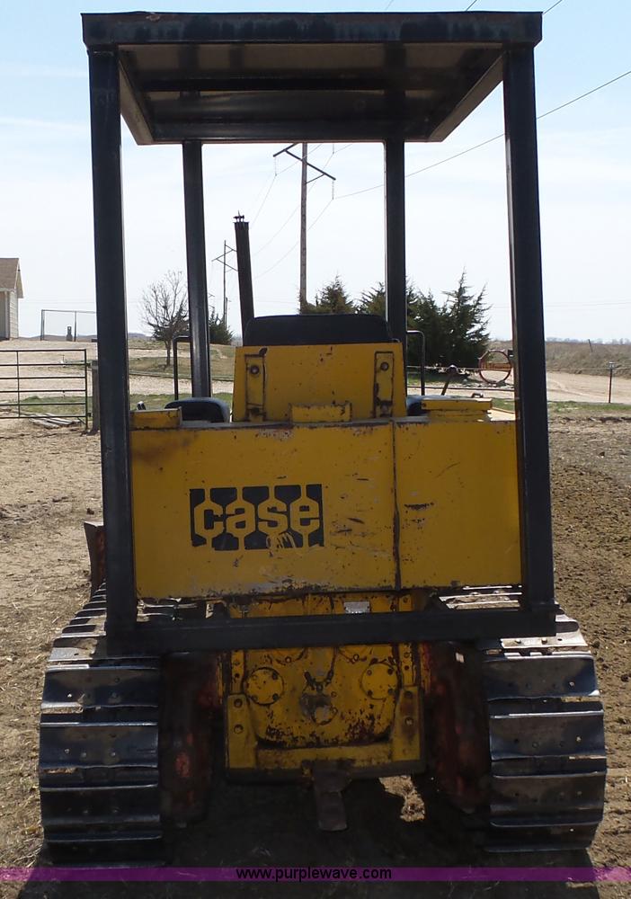 image for item J8991 Case 450 dozer