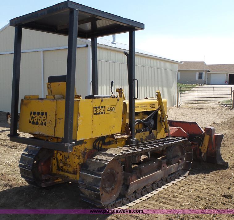 image for item J8991 Case 450 dozer