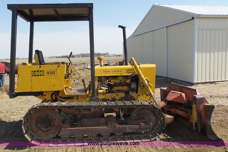 image for item J8991 Case 450 dozer