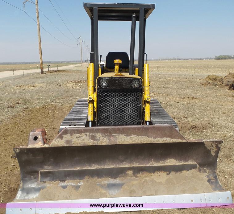 image for item J8991 Case 450 dozer