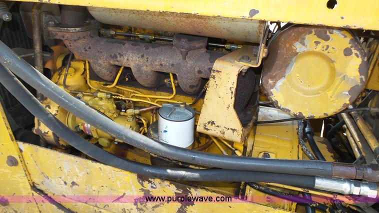 image for item J8991 Case 450 dozer