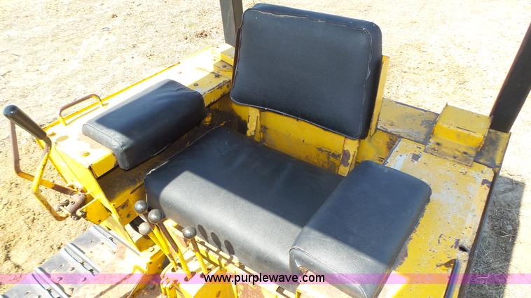 image for item J8991 Case 450 dozer