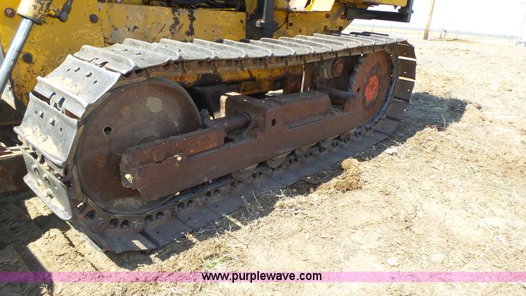 image for item J8991 Case 450 dozer