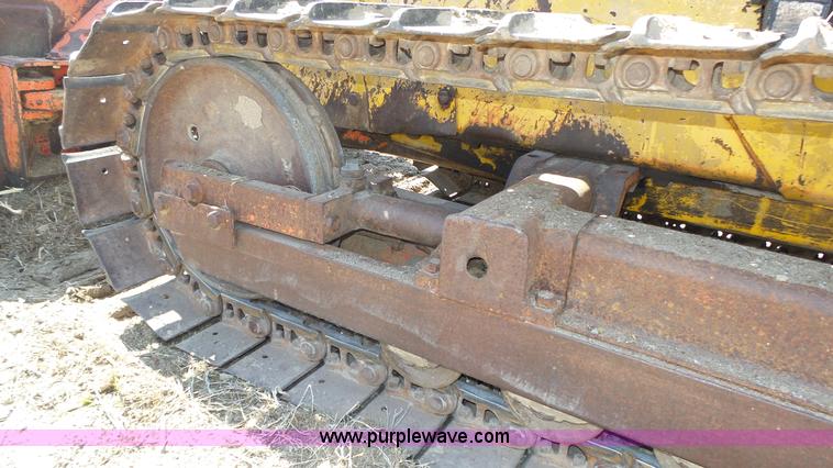 image for item J8991 Case 450 dozer