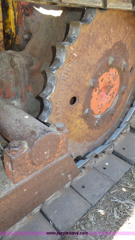 image for item J8991 Case 450 dozer