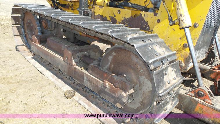 image for item J8991 Case 450 dozer