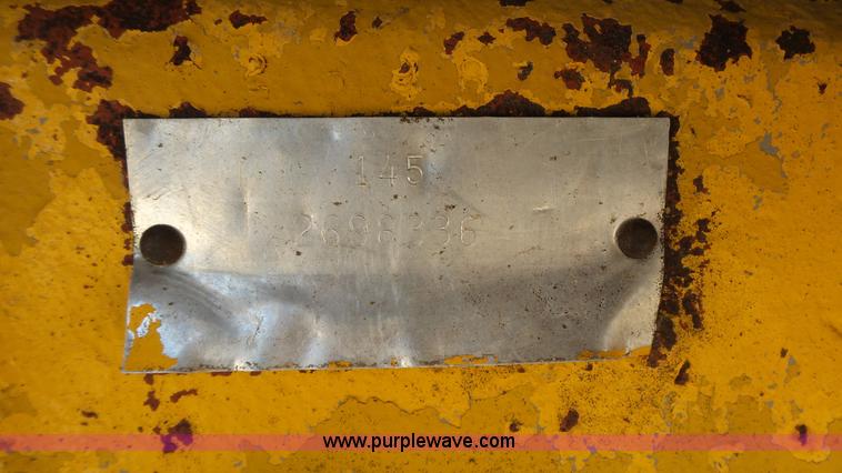 image for item J8991 Case 450 dozer