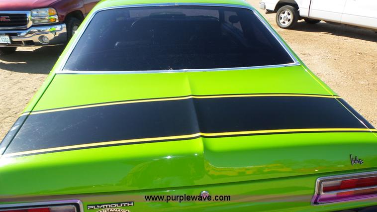 image for item J8993 1977 Plymouth Volare