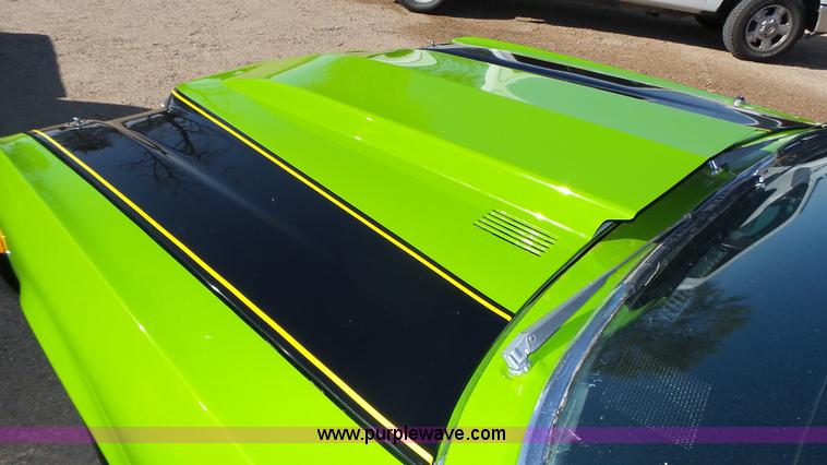 image for item J8993 1977 Plymouth Volare