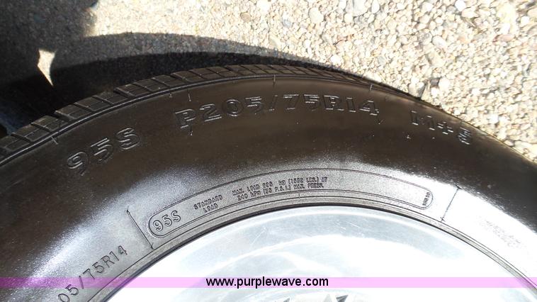 image for item J8993 1977 Plymouth Volare