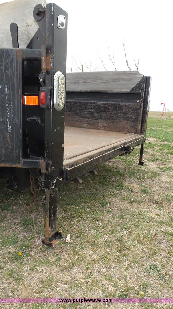 image for item J8997 2007 Travalong dump trailer