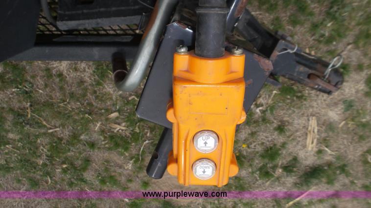 image for item J8997 2007 Travalong dump trailer