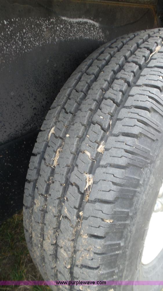 image for item J8997 2007 Travalong dump trailer