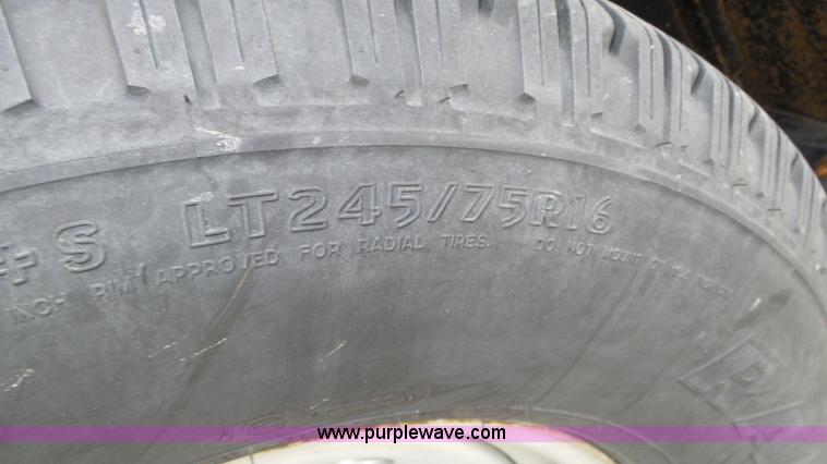 image for item J8997 2007 Travalong dump trailer