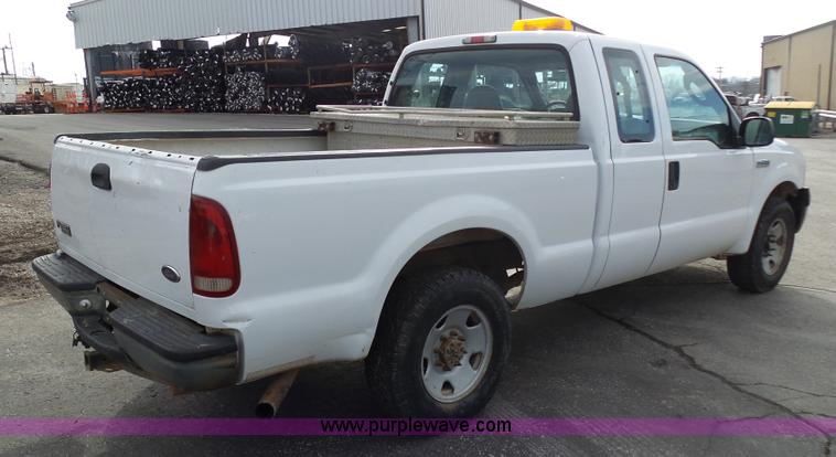 image for item K1290 2006 Ford F250 Super Duty Ext. Cab pickup truck