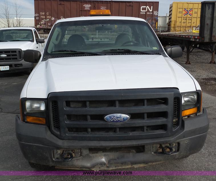 image for item K1290 2006 Ford F250 Super Duty Ext. Cab pickup truck