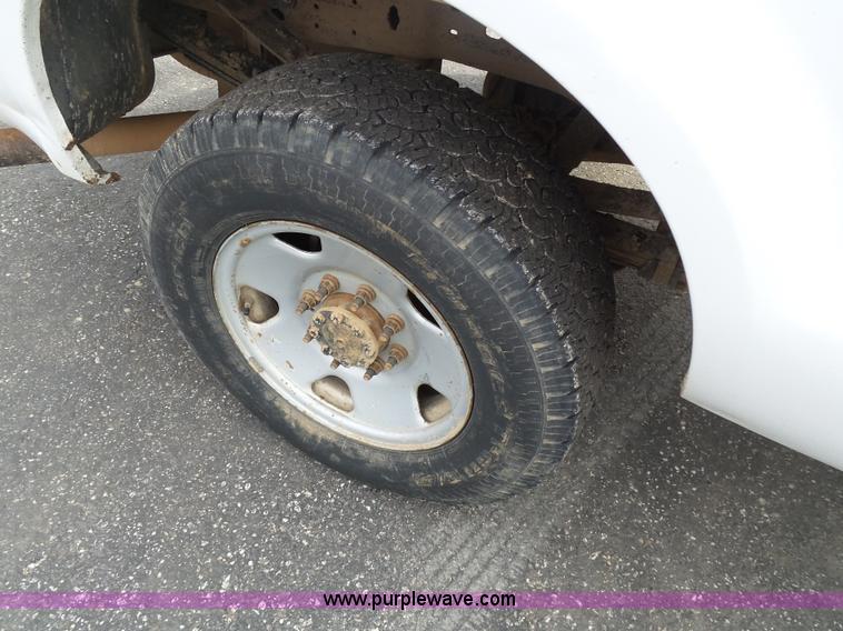 image for item K1290 2006 Ford F250 Super Duty Ext. Cab pickup truck