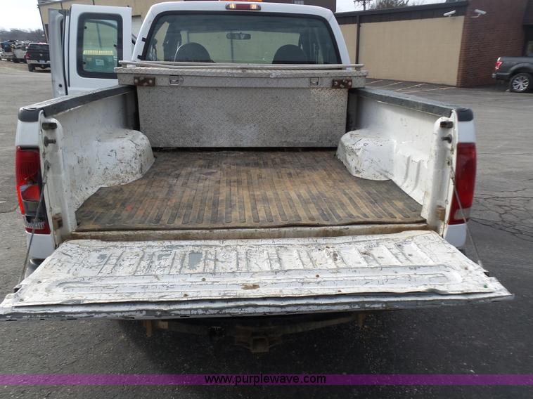image for item K1290 2006 Ford F250 Super Duty Ext. Cab pickup truck