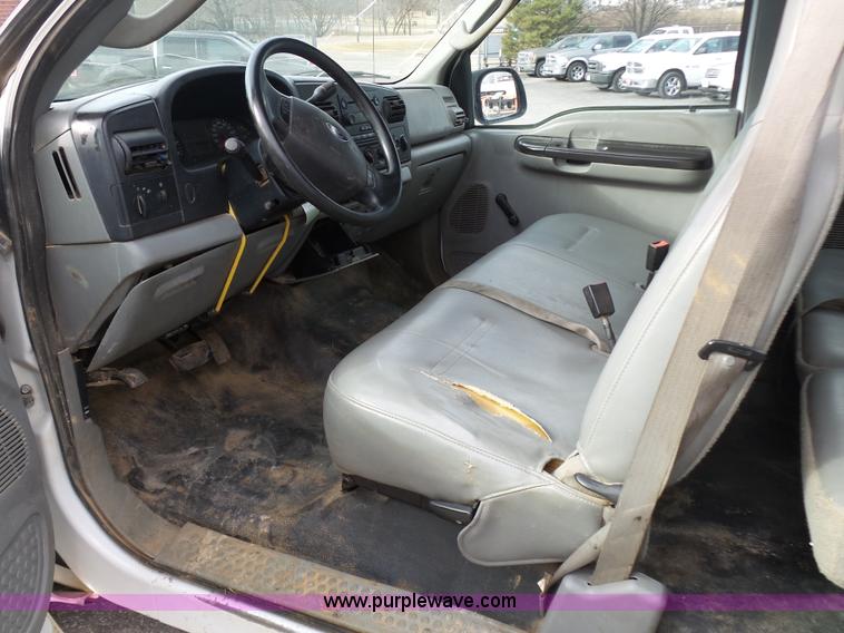 image for item K1290 2006 Ford F250 Super Duty Ext. Cab pickup truck