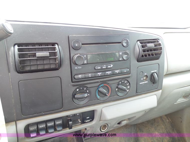 image for item K1290 2006 Ford F250 Super Duty Ext. Cab pickup truck