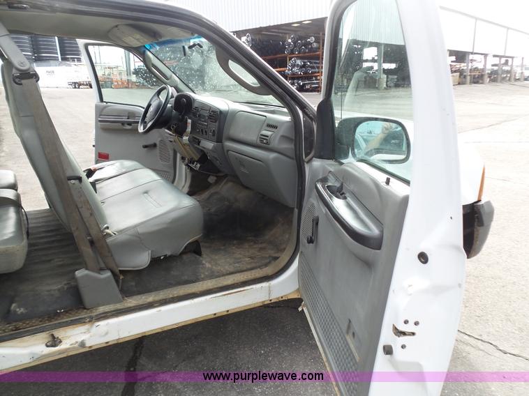 image for item K1290 2006 Ford F250 Super Duty Ext. Cab pickup truck