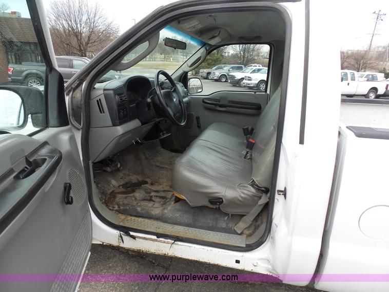 image for item K1291 2005 Ford F250 Super Duty pickup truck