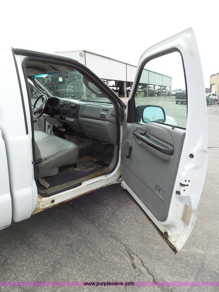 image for item K1291 2005 Ford F250 Super Duty pickup truck