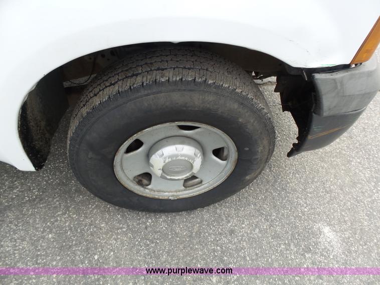 image for item K1291 2005 Ford F250 Super Duty pickup truck