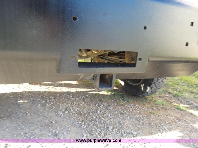 image for item K4291 2009 GMC C5500 Crew Cab truck