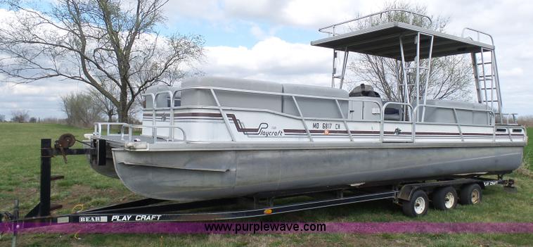 image for item K4292 1990 Playcraft Elite pontoon