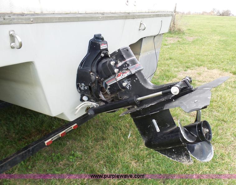 image for item K4292 1990 Playcraft Elite pontoon