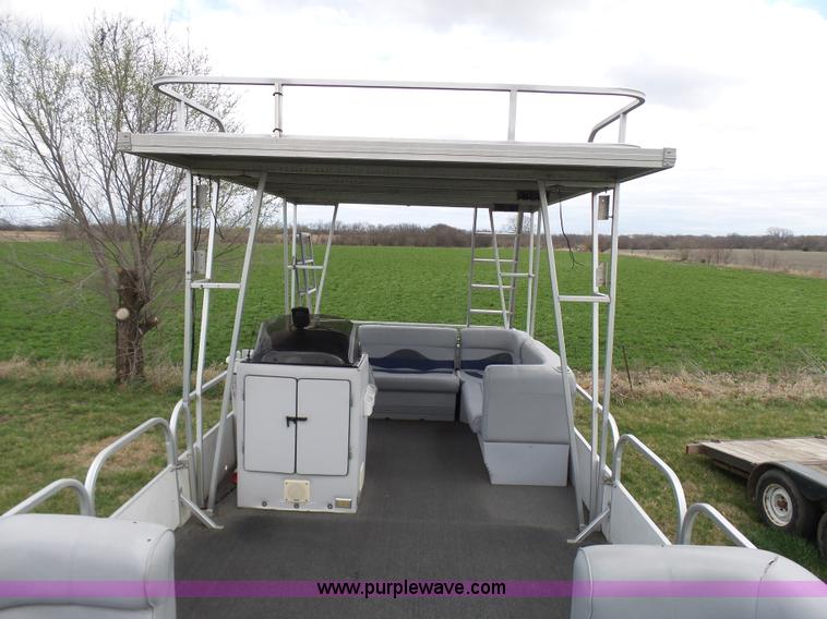 image for item K4292 1990 Playcraft Elite pontoon