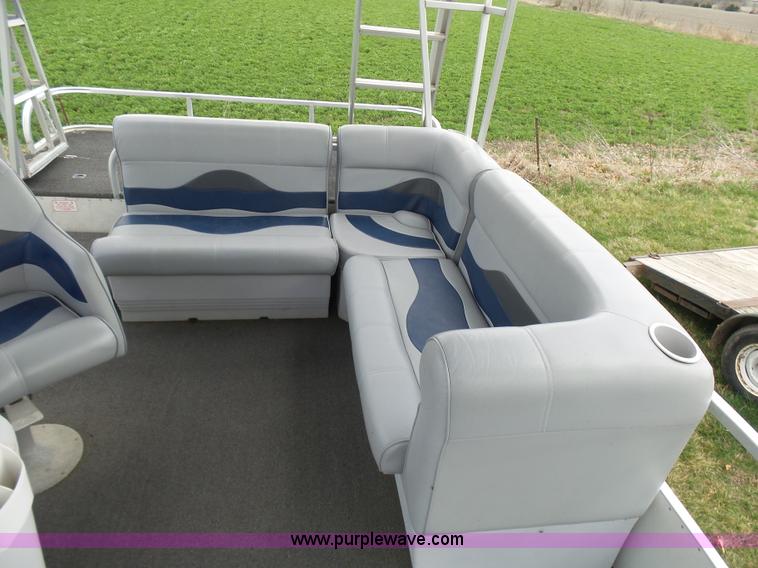image for item K4292 1990 Playcraft Elite pontoon