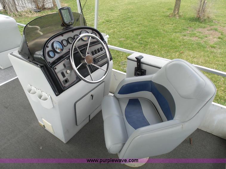 image for item K4292 1990 Playcraft Elite pontoon