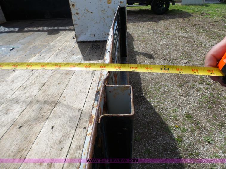 image for item K4303 2010 Ford F550 XLT Crew Cab flatbed truck