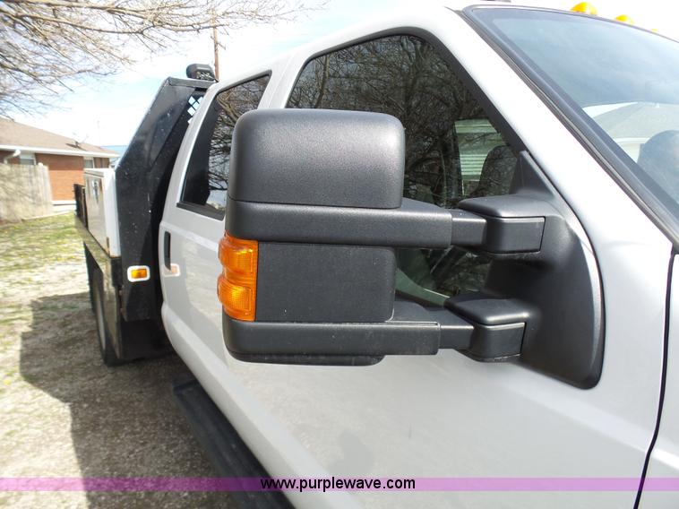 image for item K4303 2010 Ford F550 XLT Crew Cab flatbed truck