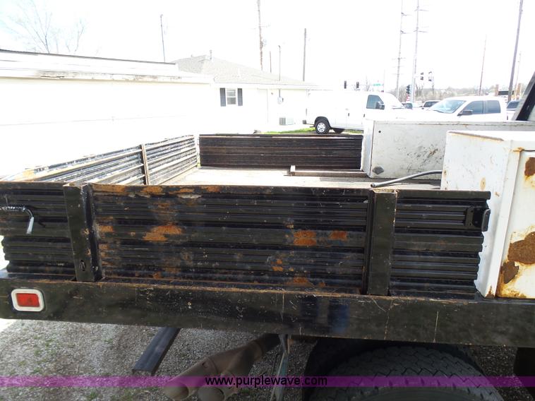 image for item K4303 2010 Ford F550 XLT Crew Cab flatbed truck