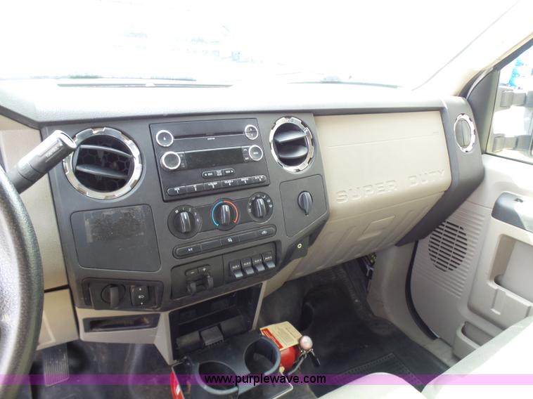 image for item K4303 2010 Ford F550 XLT Crew Cab flatbed truck