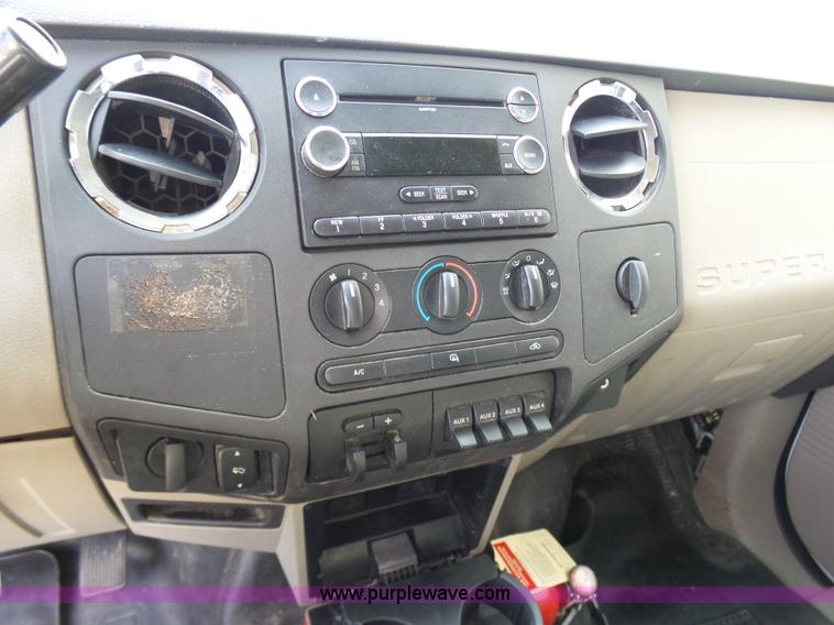 image for item K4303 2010 Ford F550 XLT Crew Cab flatbed truck