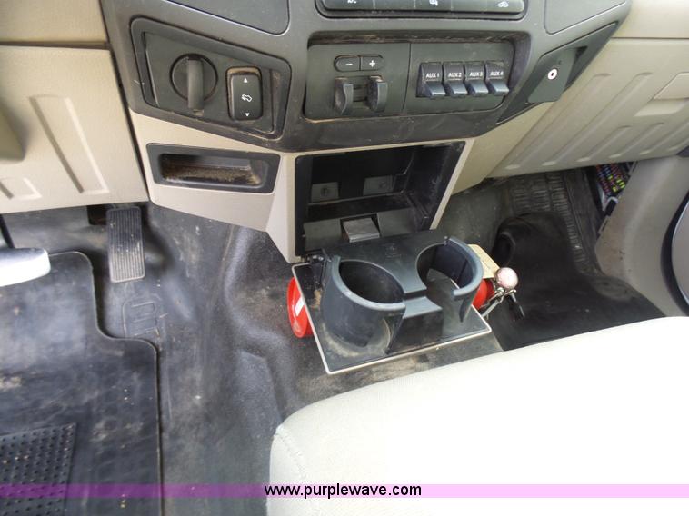 image for item K4303 2010 Ford F550 XLT Crew Cab flatbed truck