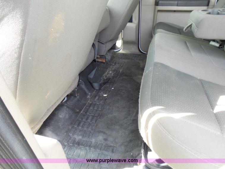 image for item K4303 2010 Ford F550 XLT Crew Cab flatbed truck