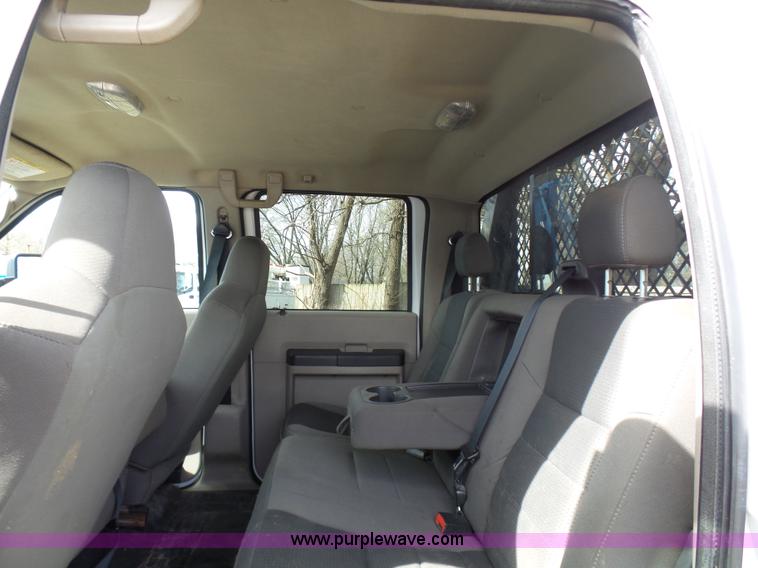 image for item K4303 2010 Ford F550 XLT Crew Cab flatbed truck